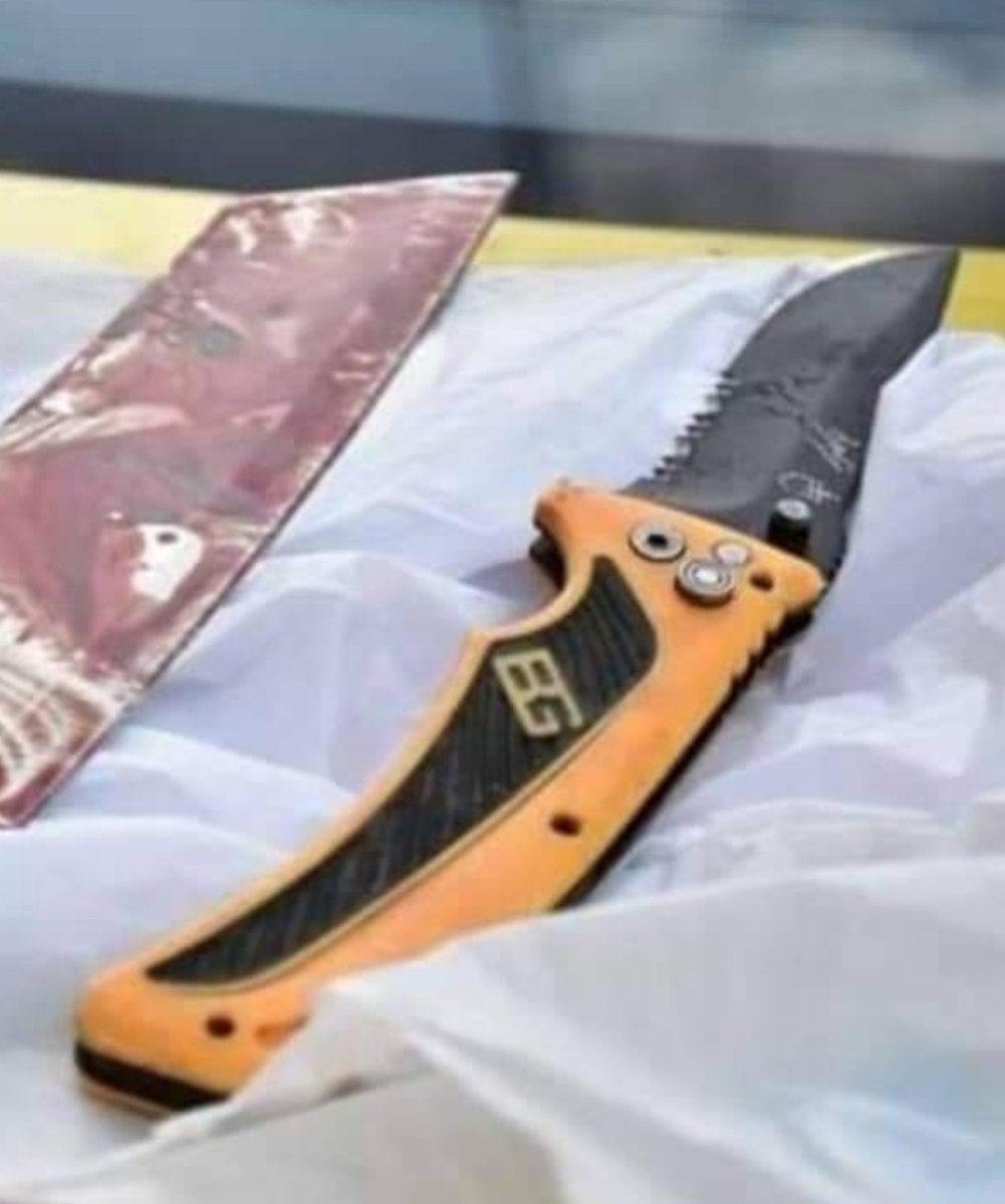 A Bear Grylls knife was used in an attack in Thailand. Who said they were no good? 
m.facebook.com/groups/7493258… 

#TACSThailand #camping #bushcraft #survival #prepping #emergency #disaster #preparedness #Prepare #BePrepared #knives #machete #tools