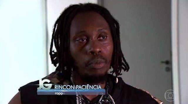 rapoutcontext's tweet photo. esse print é lendario https://t.co/2u4dthalxh