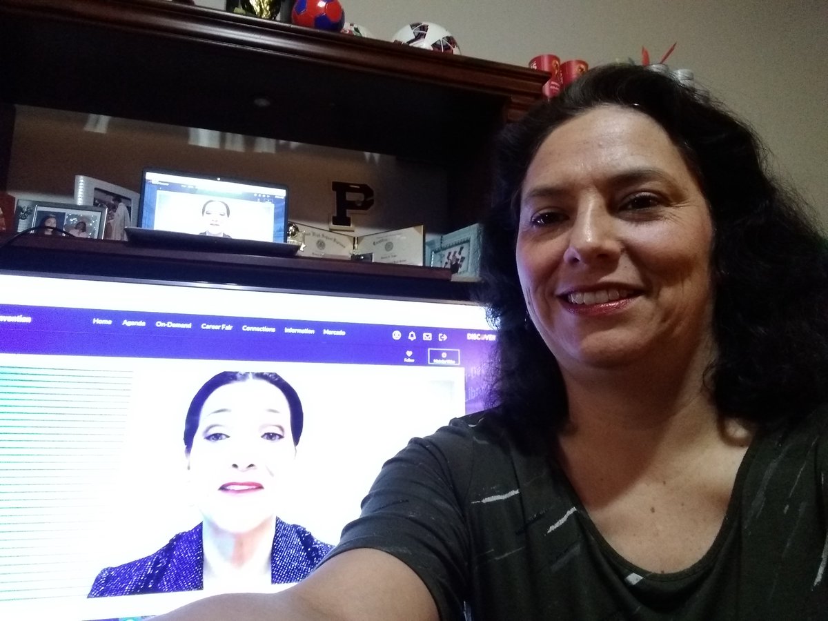 rvsalas98's tweet image. @SHPE 2020 enjoyed the Lifetime event on the big screen. Thanks #shpe2020