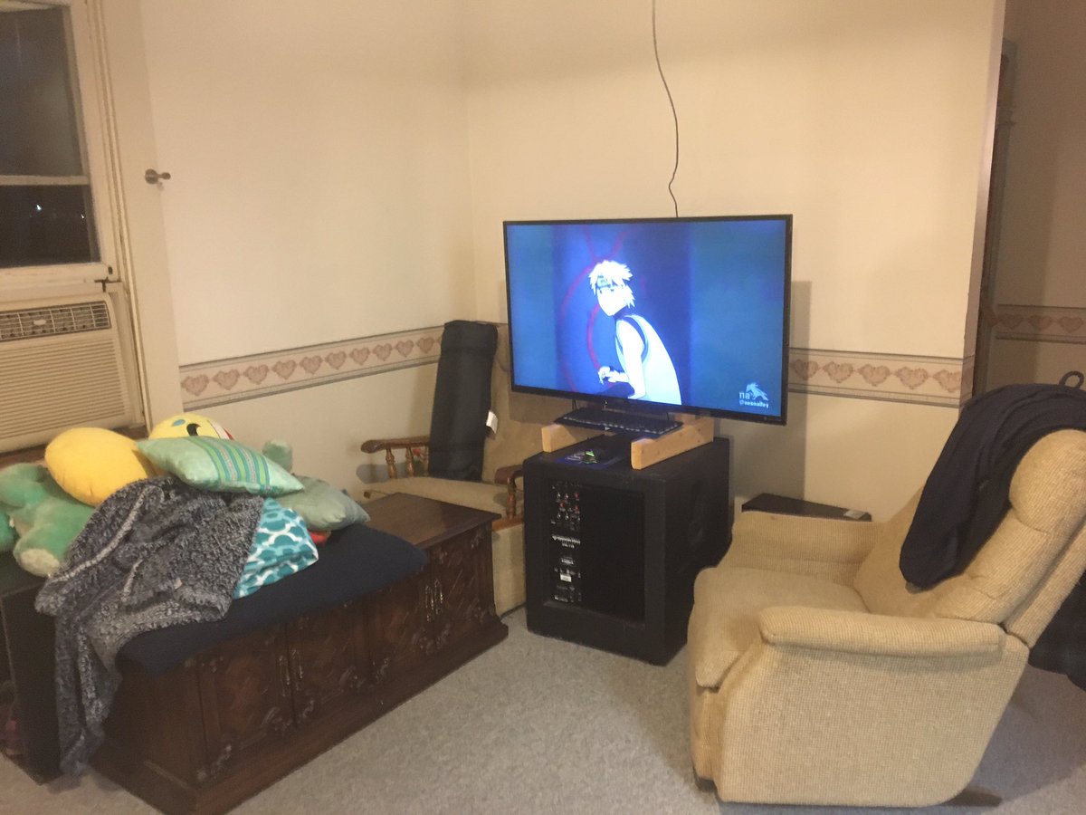 Made sure to get the most important object setup in the new house first! https://t.co/iOIwG9FcN5