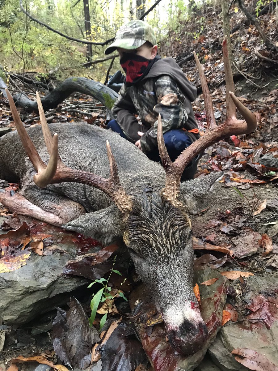 BBD in PA! Nothing like having your best hunting buddy along for the track and celebration! Bucks on their feet! <a href="/DruryOutdoors/">Drury Outdoors 🦌</a> <a href="/BoogerBottom/">Michael Waddell</a>