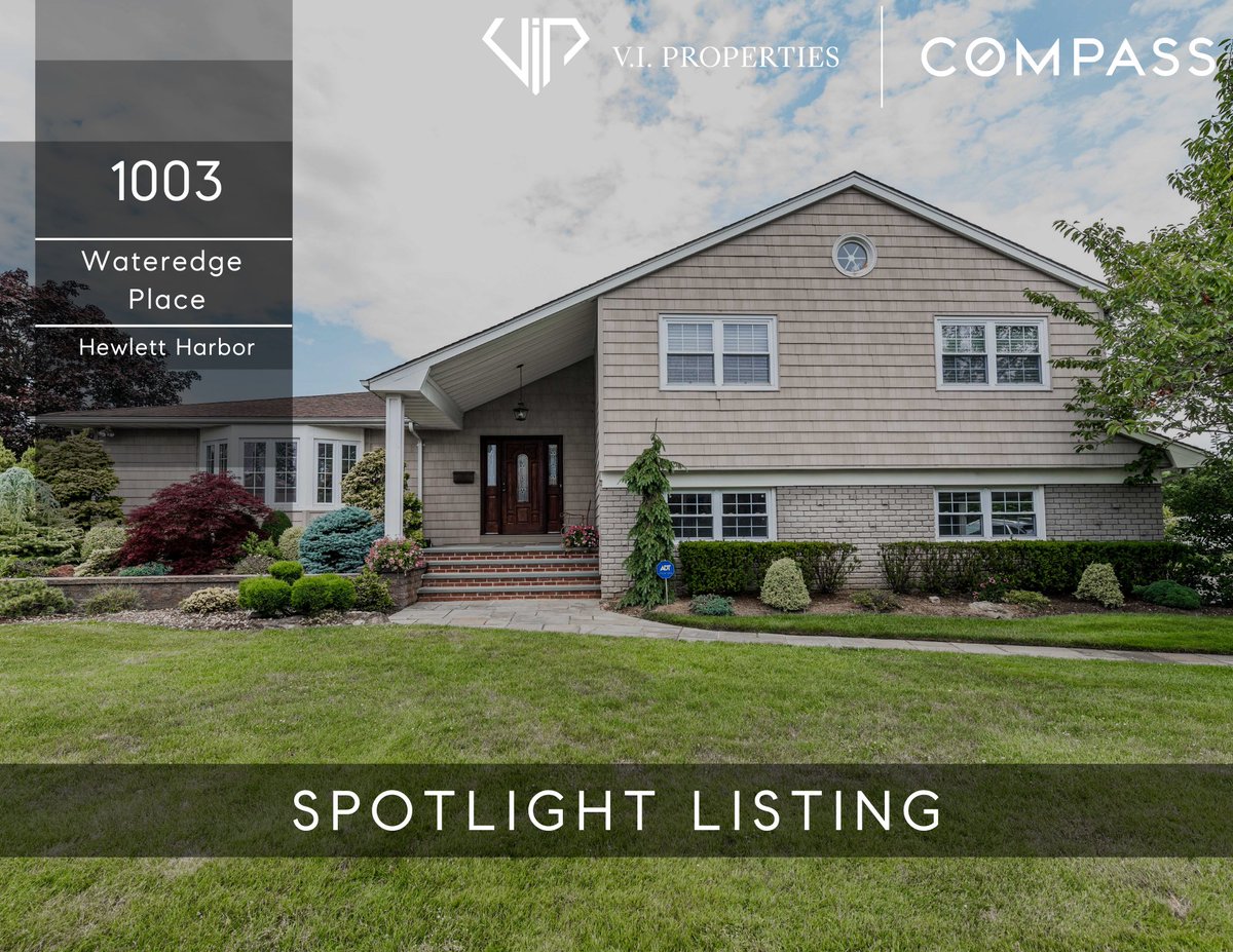 VIPropertiesNY's tweet image. Spotlight Listing! 1003 Wateredge Place, Hewlett Harbor,  NY. CALL/TEXT: 516.791.1313

Waterview Home! On one of the most desirable Secluded Streets. This beautiful property is the perfect size with 4 bedrooms, 3 baths.
Agent: Larisa Voldman

#hewlett #viproperties #fivetowns