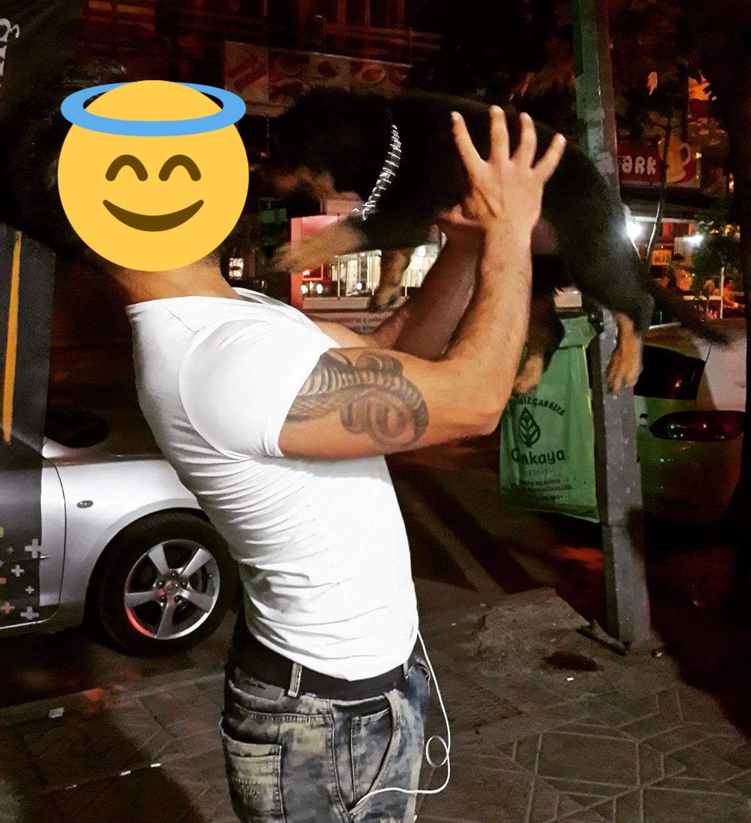 Muhamme97116273's tweet photo. Şefkatli kaslı kollarımda kim yer almak ister?
#evliçift #Ankara #evliazgınkadınlar #gizlijigolo #swingerçift #evligizliçift https://t.co/bqs748D08q