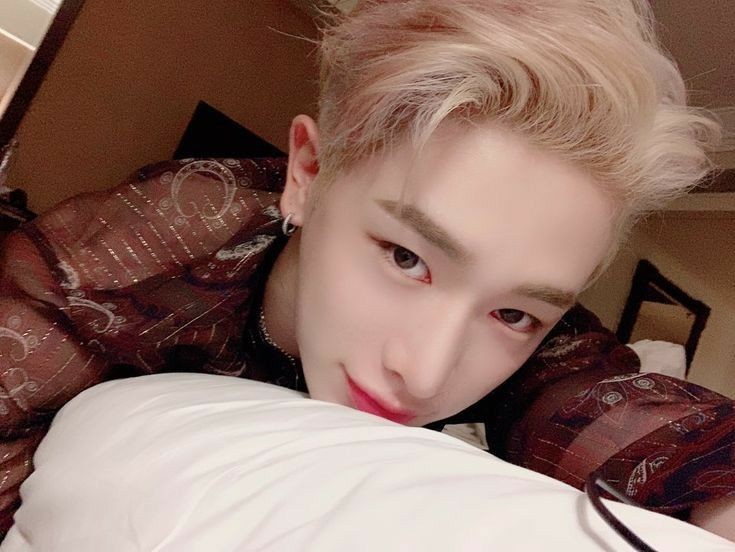 JsMonsta_'s tweet photo. ## 💿 ゞ ¡𝗛𝗢𝗢𝗧! 𝗧𝗛𝗜𝗦 𝗜𝗦 𝗚𝗥𝗔𝗩𝗜𝗧𝗬 𝗫
sᥱvᥱn boys who wıll _ ɑttrɑct you . . .
<𝟯𝟬.𝟭𝟬.𝟮𝟬 — 𝐄𝐕𝐄𝐍𝐓>
#Lion🍒
ㅤㅤㅤ➫ #S7N
ㅤㅤ➫#S7N8CB

No adivinan quien se baño.
Realmente esperaba este evento que seguro que es increíble, sinceramente les deseo lo mejor! https://t.co/ffhrM6ed4M