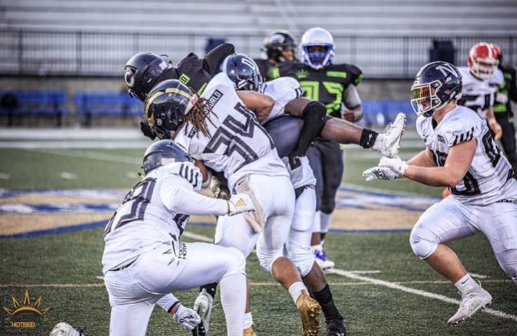 Lilike103's tweet photo. First game tribute as an EAGLE 🦅 no brakes straight gas all game 🤘🏾🎸 #ATLANTICHS https://t.co/fwOfLbeWxh