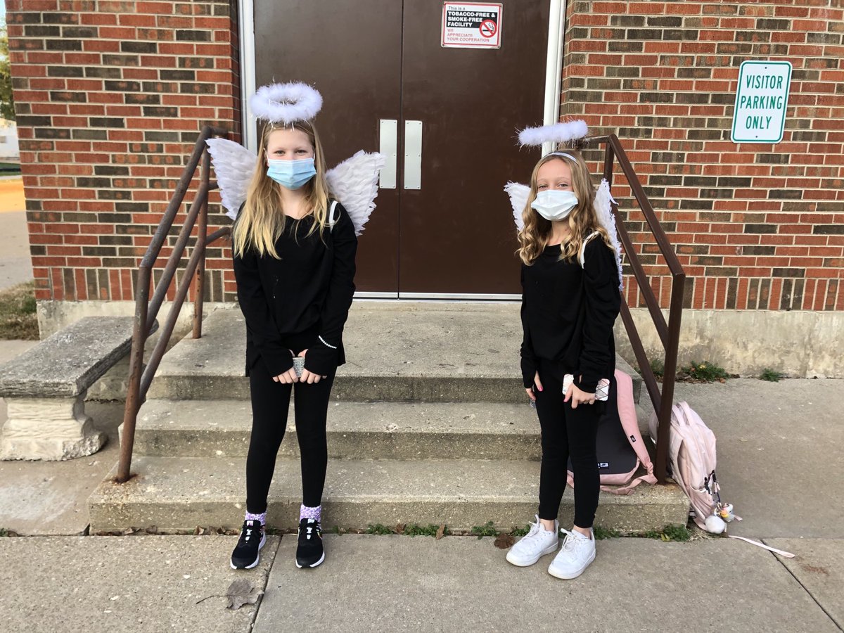 CarlsonCCIS's tweet image. Great day at CCIS!! #ccis #stillhavingfun