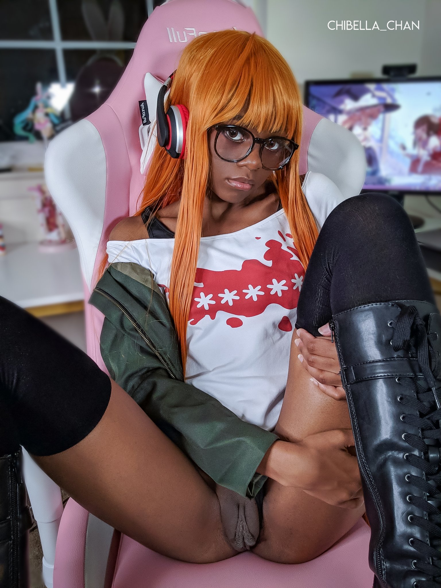 1 pic. Thank you for 25k 💖
My gift to you is lewd Futaba 💗 https://t.co/pN3hhVpQ6C