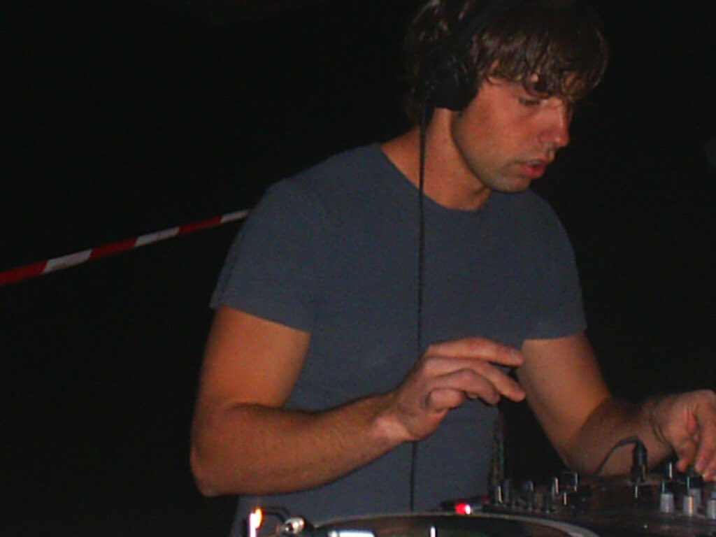 djnejo's tweet photo. https://t.co/5kR4wQu9Z9 #techno #house #techhouse #technolovers #technoparty #technomusic #houseparty #housemusic #musiclover #music #musica #musicaenvivo #musicaendirecto #djnejo #villamanta #rave #dj #deejay #djset #electronica #party #partytime #remember #oroviejo https://t.co/3H3FMlQD2P