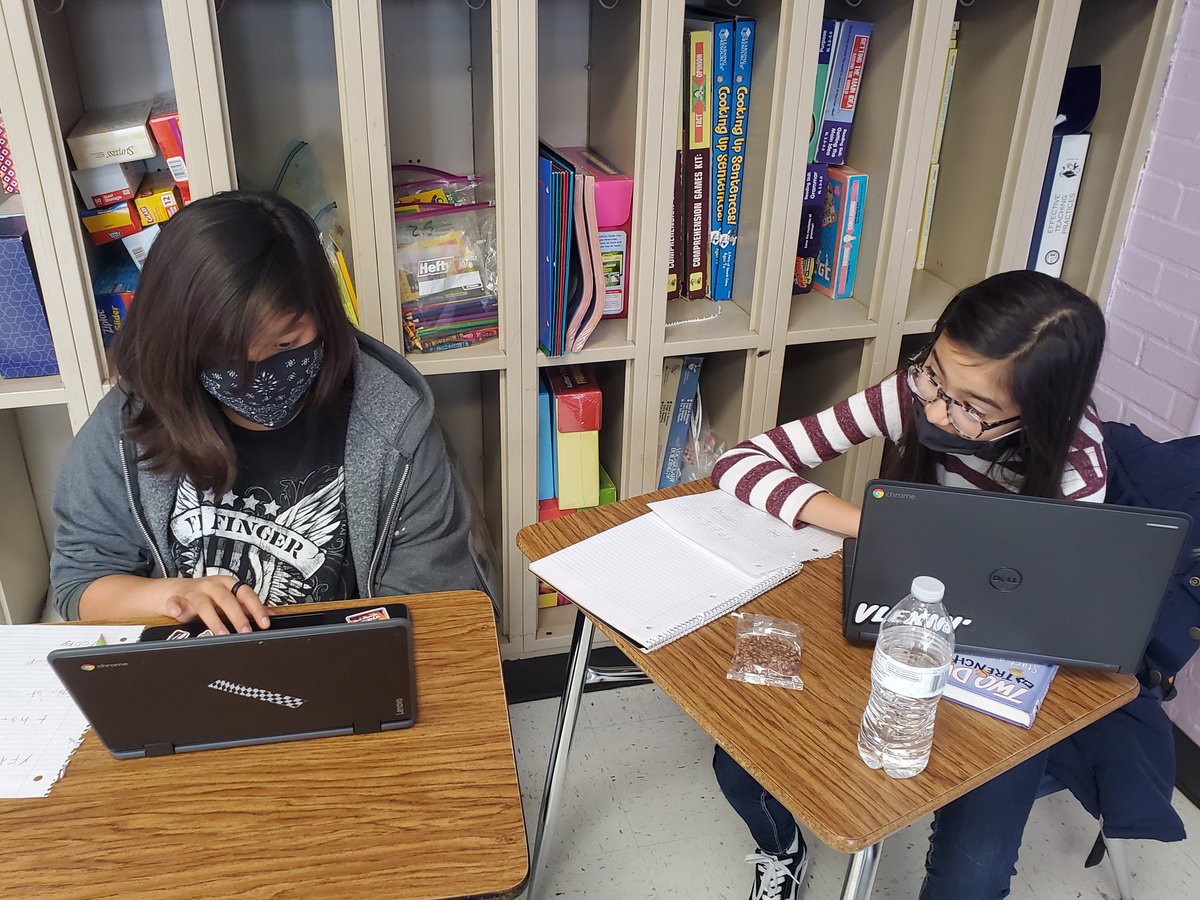 RubioClass's tweet image. Trying our hands and working our brains as we try to work out way out of these Halloween Virtual Escape Rooms. Thanks @KarenKubala for the suggestion! @Southside_AISD