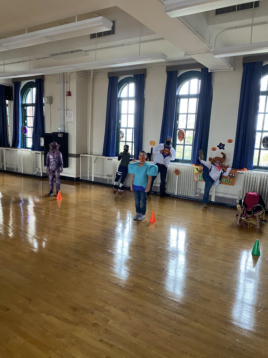 DominicArmano's tweet photo. #ShoutOut to Cohort B! We had a great day celebrating #Halloween🎃. Check out #SWAGTV to see all of our parades. #SteinwaySWAG #SteinwaySTRONG #Team84 🔵🟡 https://t.co/VMyWOg6ZbQ