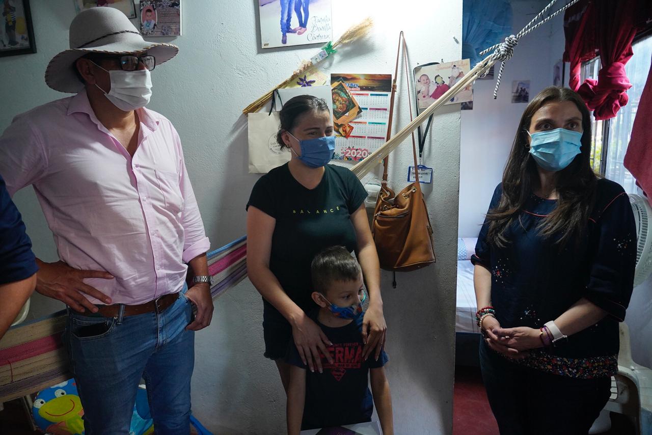 Karen Abudinen On Twitter Grey Pava Es Beneficiaria Del Programa De Hogaresconectados Del Ministerio Tic En Yopal Gracias Al Servicio De Internet Su Esposo Marlon Esta Realizando Un Curso Virtual De Mantenimiento De