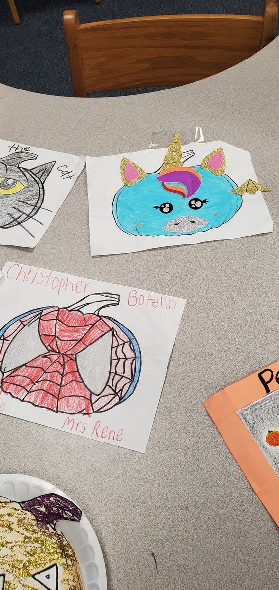 TigersLMCAldine's tweet image. Our school&apos;s literacy project!!! #StoryBookPumpkin #AldineAnywhere #LiteracyForAll2020  #CC @AldineISD @aldinelibraries @Thompson_Aldine