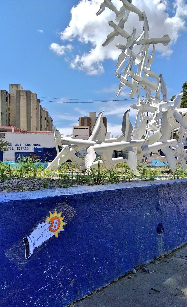 Bitcoin: Dinero para la Libertad Financiera

📍 Barquisimeto - Venezuela