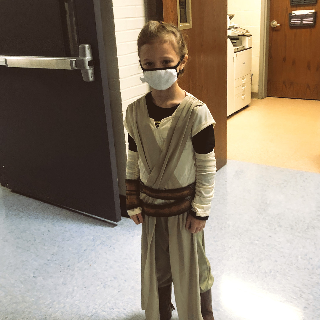 CheshirePublic's tweet photo. Rey Skywalker, the protagonist of the Star Wars Sequel Trilogy, showed up today @NortonSchool1. Rey is described as kind, caring, calm, level headed, and resourceful, with a sense of justice and honor. Great character choice! #maytheforcebewithyou #disneyfandom #halloween2020 https://t.co/IBPCfzulEJ