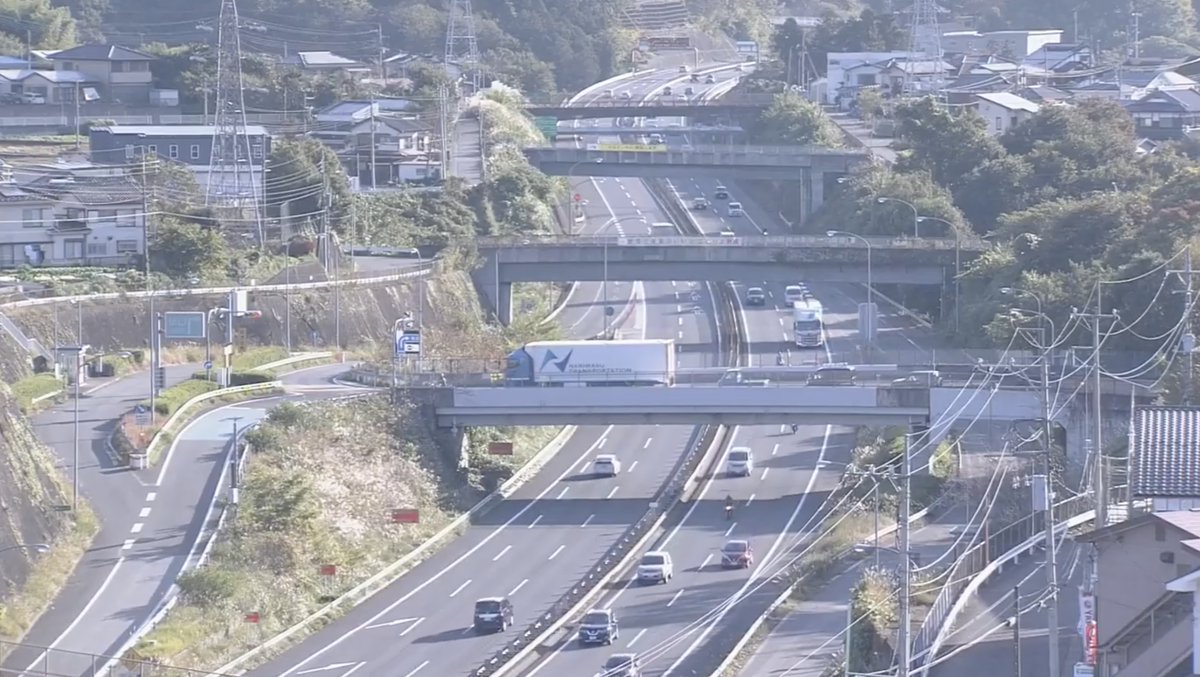 ট ইট র ライブカメラ検索マップ 10 31 18 00ごろの 中央道 上野原インターチェンジ の様子と 渋滞情報 東京方面が渋滞しています ライブカメラを見る T Co Wi4rfvmq0k 中央道 上野原インターチェンジ ライブカメラと雨雲レーダー