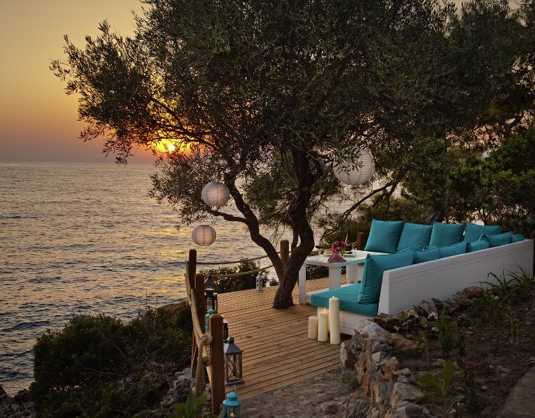perduehotel's tweet photo. Last October sunsets 🌅
#perduehotel #secluded #honeymoon #couplegoals #adulthotel #vacation #getaway #romance #happyhour #summernights #october https://t.co/1Nl0em3sjS