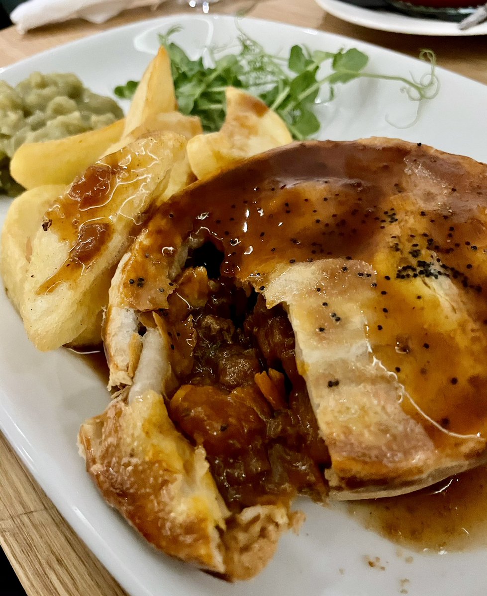 First class food and service at Burnley FC’s Trophy Room this evening. Lamb samosa and spinach pakora to start. Bowland beef and ale pie main, followed by the peanut butter and chocolate chip cheesecake. If I was Dyche, I’d start the chef tomorrow.