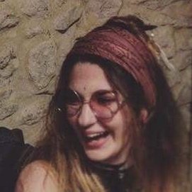 Manon64408's tweet photo. Ma pp                                moi petite https://t.co/OQcRviw20i
