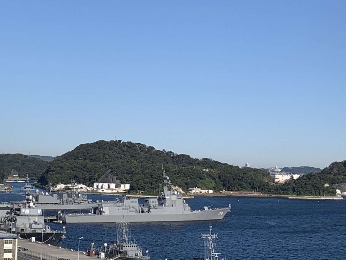 ぼなりぃ 横須賀 On Twitter おはよう御座います 雲ひとつない快晴 風は少しありますが 気持ちよの良い朝です 本日も宜しくお願い致します