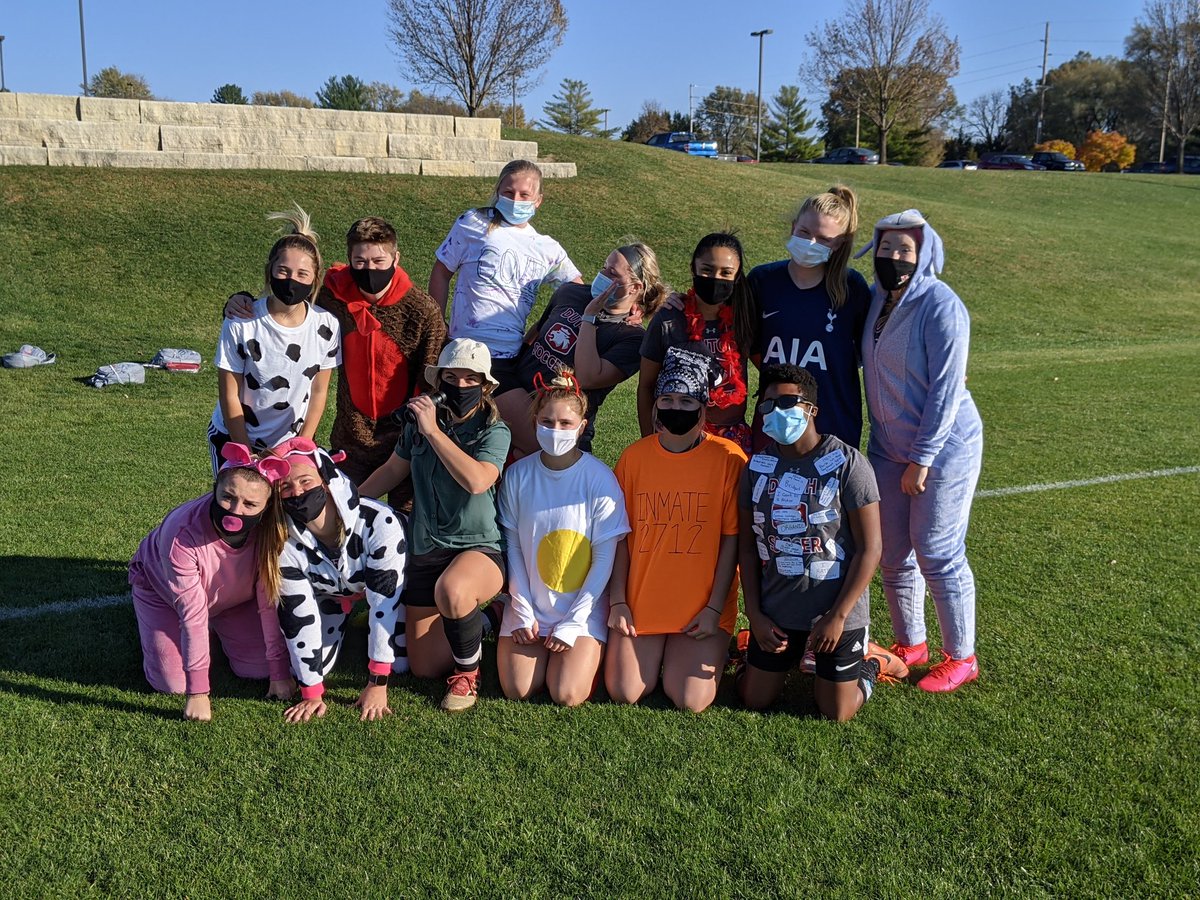 CentralWSoc's tweet photo. Spooky Training tonight and as always our women brought their A-game for costumes! And yes, the coaching staff as The Chipmunks was 💯! Videos coming soon... #GoDutch https://t.co/WOvS1lUZDW