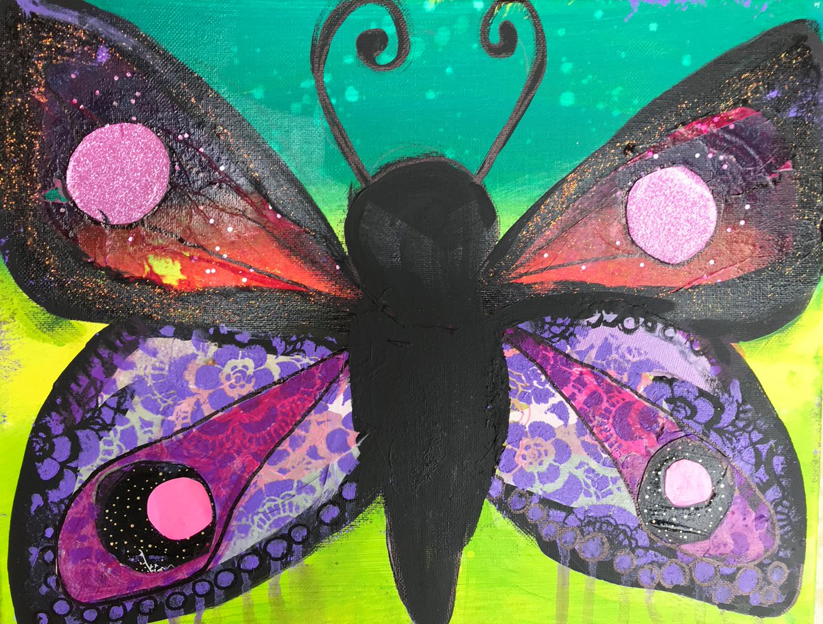 LeaOpitz's tweet photo. @Clr_Collective #colour_collective #LimePunch
A butterfly I painted for one of my friends! He was one of my daycare kids back in the day! His girlfriend loves butterflies! https://t.co/y8MCPaMIgX