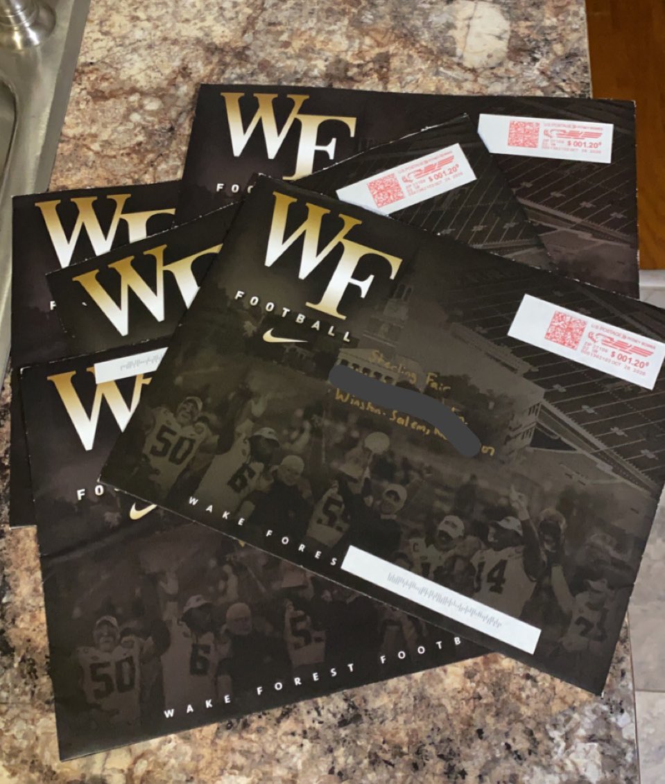 I really appreciate the continuous love!💛🖤@JoeJordanWFU <a href="/CoachSantana_/">Devin Santana</a> <a href="/coachgregjones/">Greg Jones</a> <a href="/RussKieselhorst/">Russ Kieselhorst</a> <a href="/coachhemp/">Lyle Hemphill</a> 
#GoDeacs