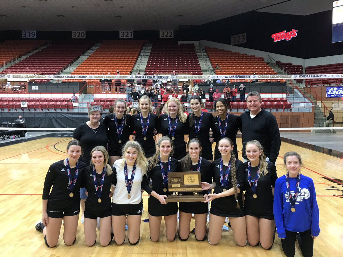 2020 State Runner-Up!

So proud of these young ladies.  They are so STRONG and battled so hard today!

#HardWorkWorks
🏐💙🏐💙
