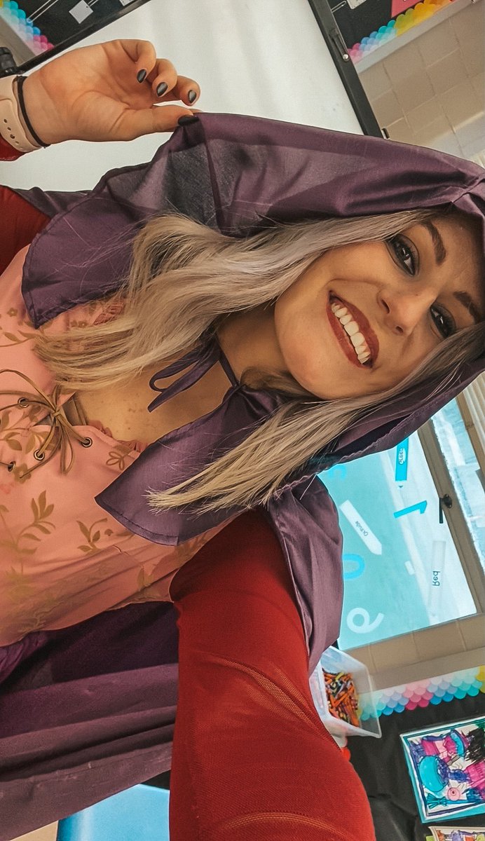 hillll_t's tweet photo. happy halloween 👻 #hocuspocus https://t.co/CX8py4woAq
