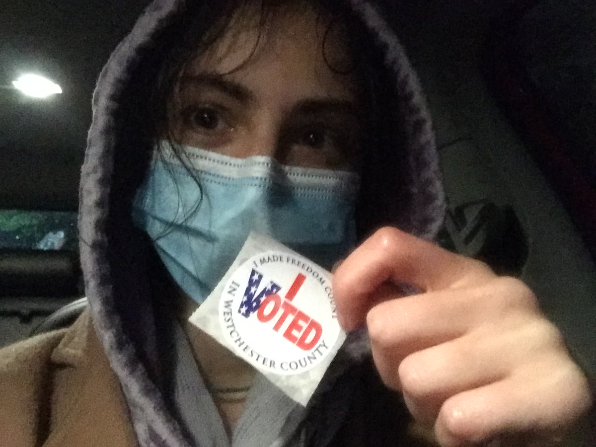 Sarah Poyet tweet media