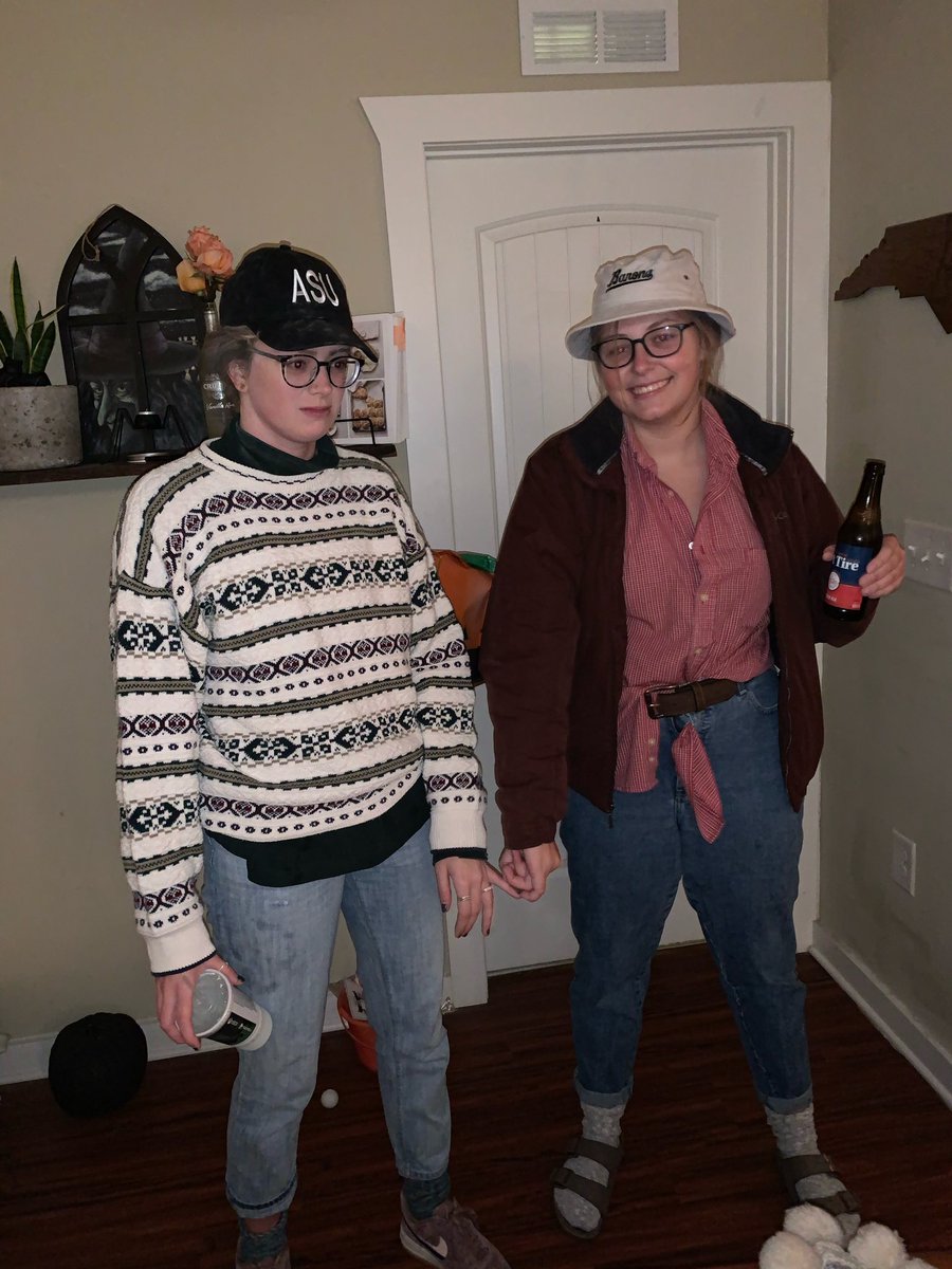allysonmedlin's tweet photo. Are u proud of us @ohhelloshow @mulaney @nickkroll https://t.co/ecDpNgUr2c