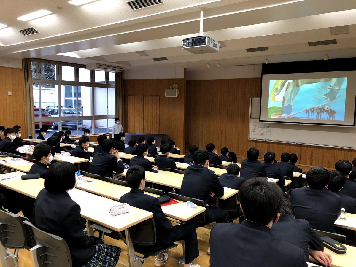 hondatc_e's tweet photo. 昨日は、山形県立酒田光陵高校で「キャリア講演会」を開催させて頂きました‼ #UNICUB の体験と #NSX
の乗車体験して頂きました‼‼ 今後、皆さんの学校にも
行ける事を楽しみにしてます!
#Honda
#ホンダ学園
#山形県立酒田光陵高校
#高校生
#キャリア教育 https://t.co/cPScI0wRxt