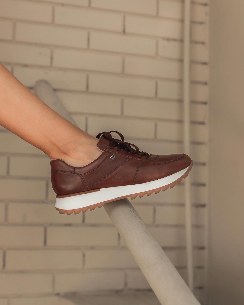 viaaltamx's tweet image. ¡El mejor estilo de #finde, lo complementas con unos #Gillio! 😎😍
.
#ViaaAltaSalamanca 🍃 #TUVIAaLaModa