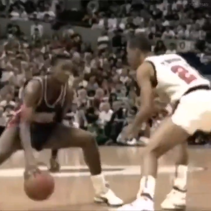 Happy Birthday 2 x NBA Champion Isiah Thomas, one of the greatest point guards of all time!   