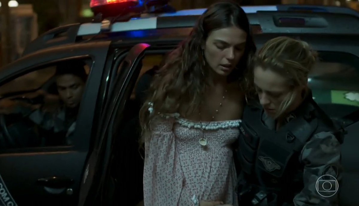 marcorpigossi's tweet photo. meu sonho se elas fossem assim a novela toda. 
#AForçaDoQuerer https://t.co/ZIkoxBp3V5