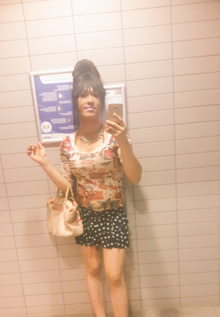 (MANKEN MİRA)💡Ampülü edison buldu ama ortalığı ben aydınlatıyorum💡 
 📞_-_(531)_-_101_-_48_-_38_-_📞
╭▷ aklında olan bu tende 🍭🍡
╰▷ ruhundan anlayacak olan benim
#mersintraveﬅi #mersinesc 
#mersingay #mersinpasif 
#mersinswinger #mersineskort