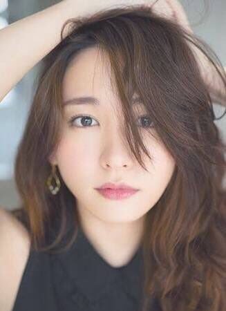 大人っぽいガッキー ガッキー 新垣結衣 かわいいと思ったらrt ツイレポ