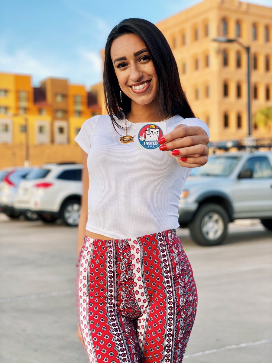 amburriveraa's tweet photo. This Latina is proud to cast her vote for Democrats down ballot this year. Been waiting for this moment for 4 years. We got this, Arizona. 💙#IVoted #IVotedEarly #BlueWave  #BidenHarris2020 #FullSpeedAhead #Arizona https://t.co/yHx1Ud8OCu