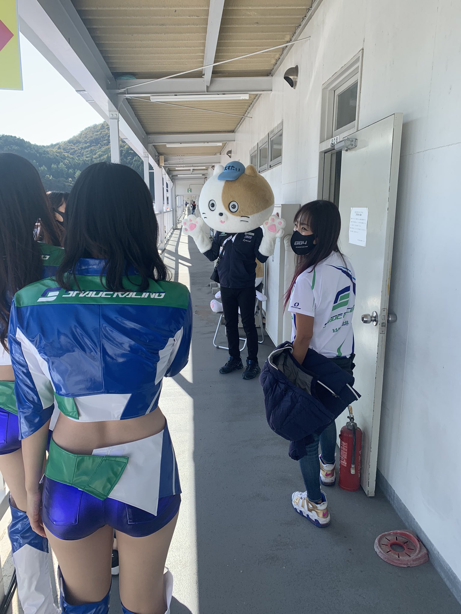 公式 スーパー耐久 S耐 ｅｎｅｏｓ スーパー耐久シリーズ Powered By Hankook 林テレンプちゃんに奪われたすぱーく生首 コロナに負けない スーパー耐久 ｓ耐 Supertaikyu えすたいすぱーく S耐tv Staitv Stai すぱーく生首 T Co