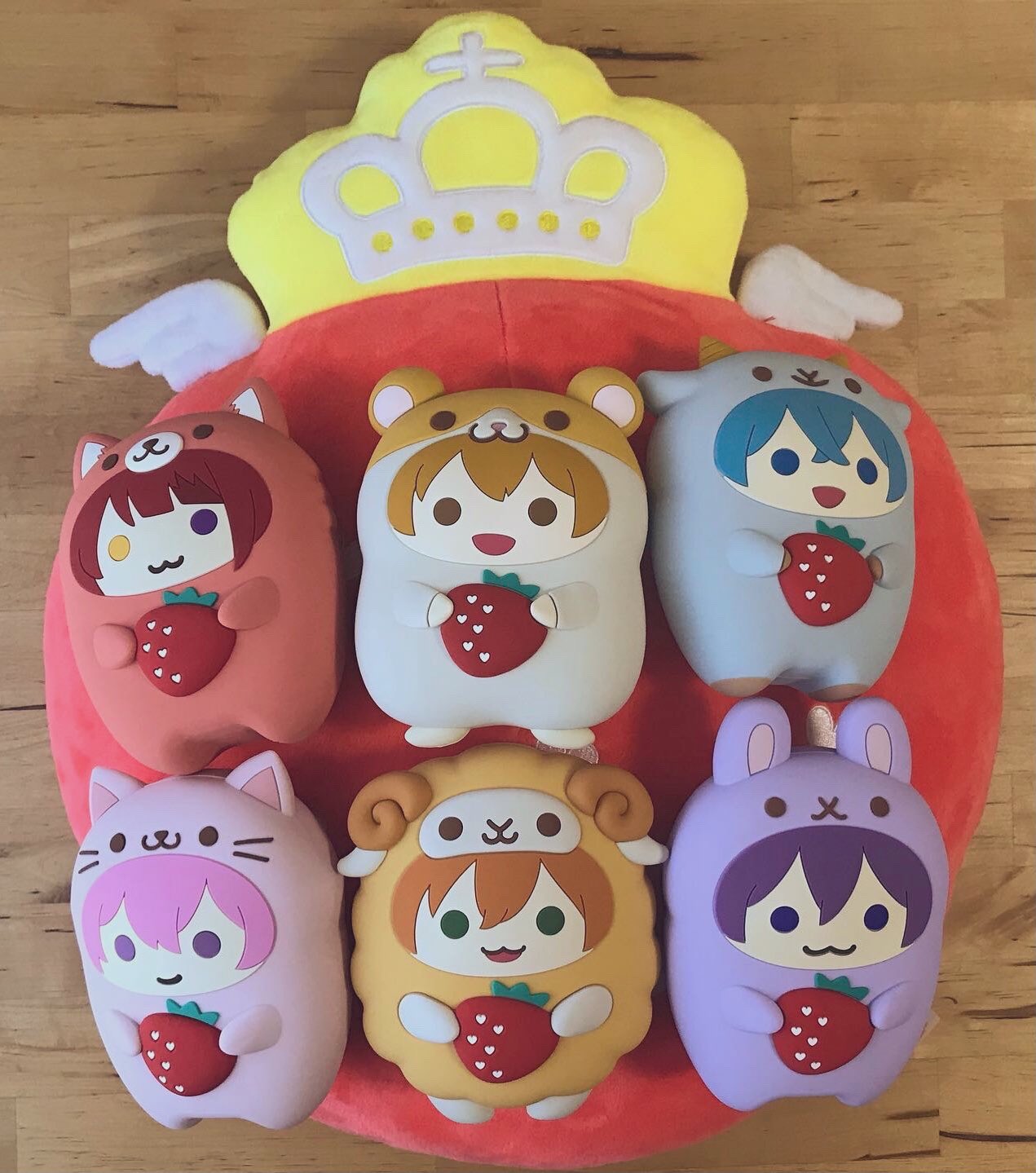 紗香 すとぷりクッションとシリコンポーチ 後ろ姿も可愛いです ˊ ˋ 紗香 すとぷりクッションとシリコンポーチ 後ろ姿も可愛いです ˊ ˋ
