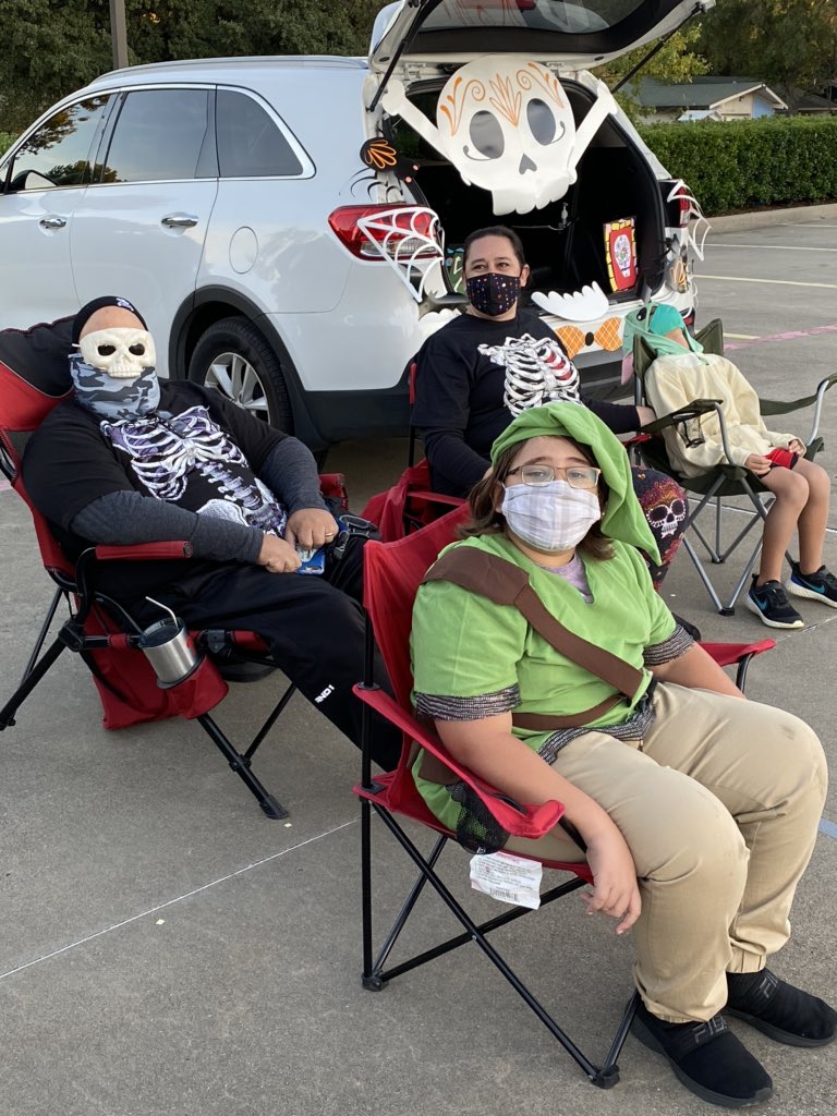 VickiDeVBoyd (@vickiidev) on Twitter photo Trunk or Treat Drive Boo! #TogetherWeCan Make it Happen @BeaverPTA <a href="/BeaverMST_Stars/">Beaver MST</a> <a href="/gisdmagnets/">GISD Magnet Programs</a> Trunk or Treat Drive Boo! #TogetherWeCan Make it Happen @BeaverPTA <a href="/BeaverMST_Stars/">Beaver MST</a> <a href="/gisdmagnets/">GISD Magnet Programs</a>