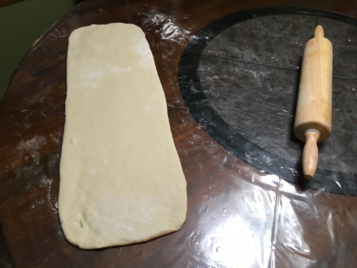 picture of 60cm x 20cm dough rectangle