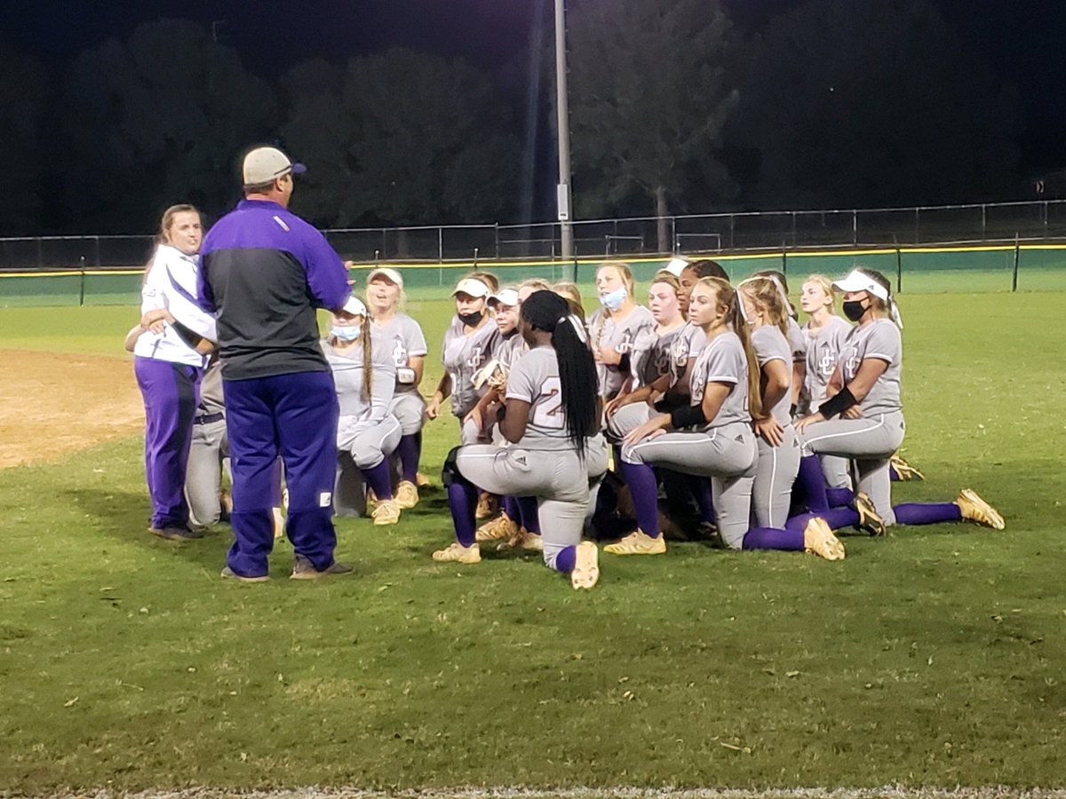 jcgreyhounds's tweet photo. Lady Hounds WIN!!!   Beat Whitewater 3-2 and will now play tomorrow at 4:00 for the GHSA State AAAAA Championship!!! https://t.co/3JCWuD1lsr