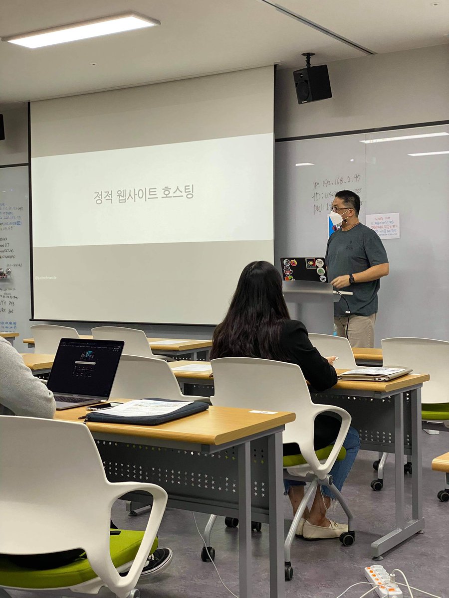 justinchronicle's tweet photo. I believe that technology should be used for social good. I gave a talk about “building serverless app to generate captions for the hearing-impaired, in real-time”.

#AIforSocialGood https://t.co/qNzLpcGDPB