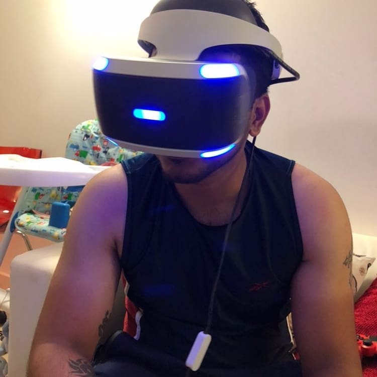 RecognizeNoOne's tweet photo. #NewProfilePic https://t.co/lTLvDZSfL0