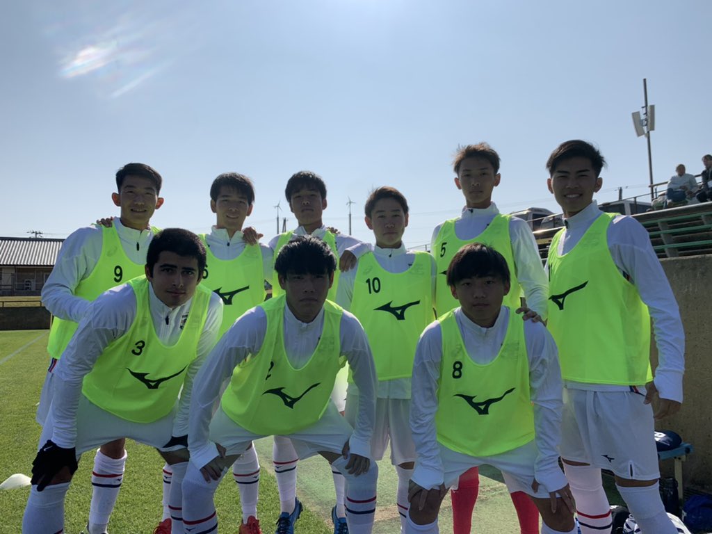 滝川第二高校サッカー部 Takigawa Daini 公式 全国高校サッカー選手権大会兵庫県予選 準々決勝 Vs芦屋学園 前半2 1 後半2 0 合計4 1 得点者 相原 2 永川 岩澤 ご声援ありがとうございました 滝川第二高校サッカー部 Takigawa Daini 公式 全国高校サッカー選手権大会兵庫県予選 準々決勝 Vs芦屋学園 前半2 1 後半2 0 合計4 1 得点者 相原 2 永川 岩澤 ご声援ありがとうございました