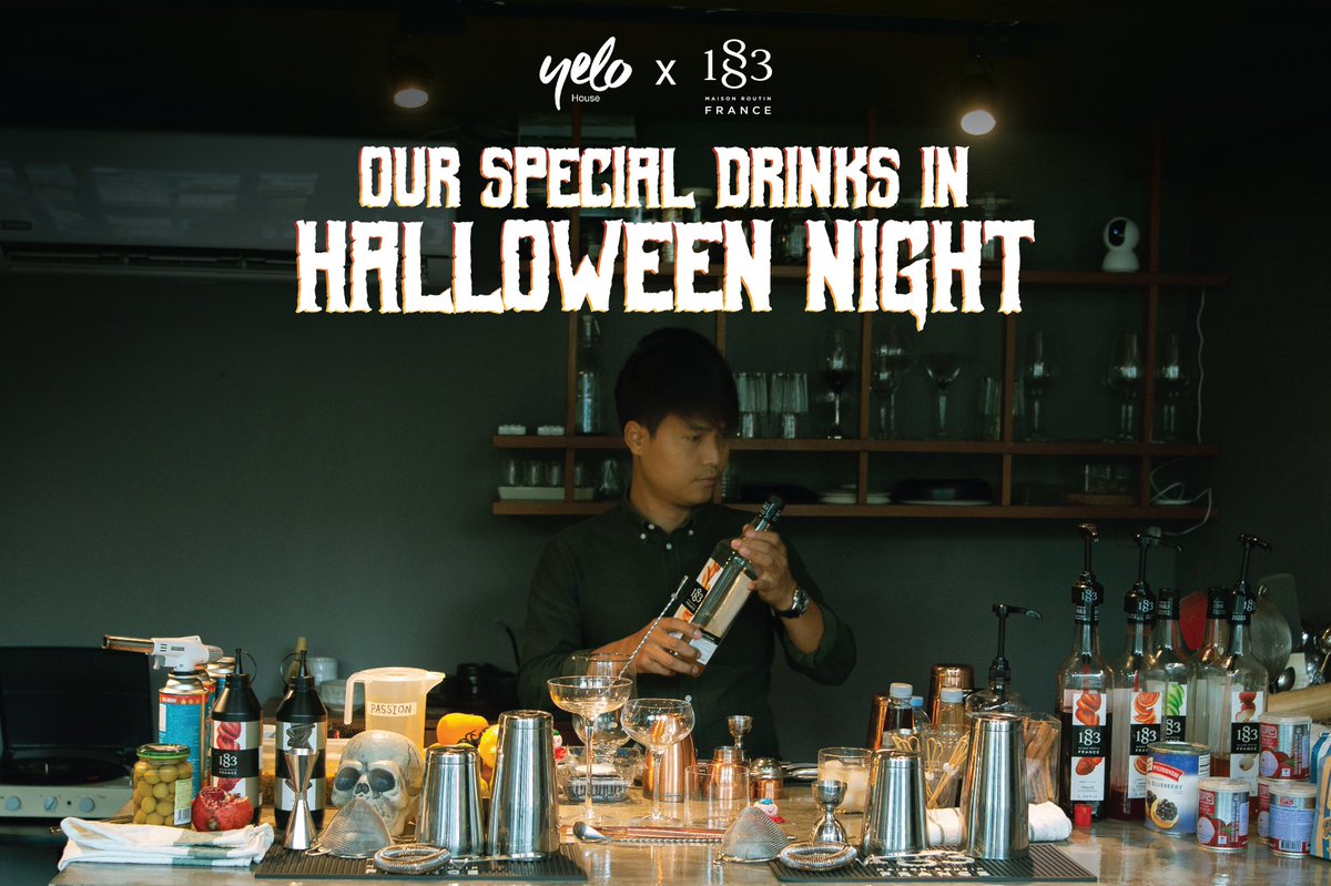 YeloHouse's tweet photo. แล้วพบกันคืนนี้เป็นต้นไปนะคะ💛💛💛💛🕸💀🎃
#YeloHouse #DTTMbar #YELOMEBAR https://t.co/rXHVt08Y15