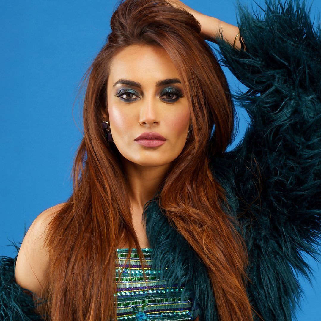 _SurbhiJyotiFC's tweet photo. Featuring Surbhi Jyoti 💖
#SurbhiJyoti on the Cover for #SheBazaar Magazine from #SheIndia ✨
@SurbhiJtweets 💫 https://t.co/fsUoB4A8oW