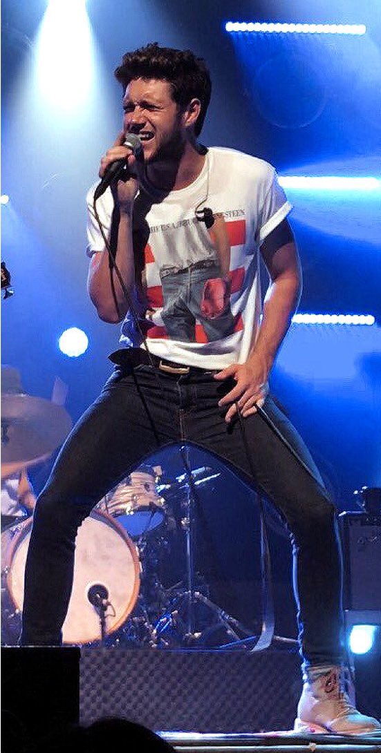 N tweet media
