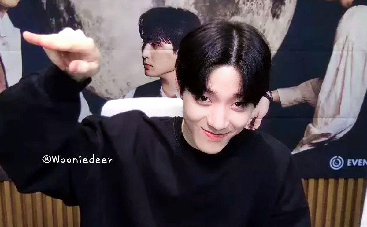 WoonieDeer's tweet photo. 201031 Mecima video call
Hiiiiii~🎃Happy Halloween🎃
@mecimapro @Dw_day6_drummer #Dowoon #day6 #MAMAVOTE https://t.co/m1BfrakuXR