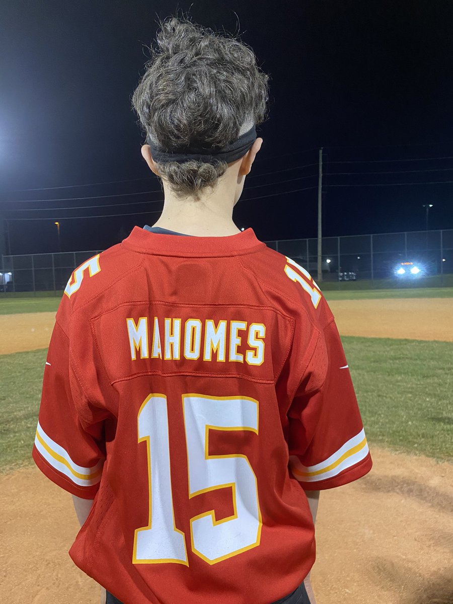 Great Job today Patrick! Thank You for Stopping By 💪🏽🔥🙏🏽

@patrickmahomes <a href="/crew/">Crew</a>.baseball <a href="/sluggernation/">Louisville Slugger</a> @evoshield @nike @nfl #stuntdouble 
#missouricitytx #siennaplantationtx #sugarlandtx #houstontx #development #formermlbplayers #exclusive #baseballmom #baseballlife #Halloween